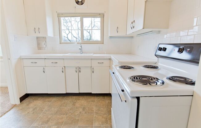 1 bed, 1 bath, 630 sqft, $1,425, Unit 4111 - 3