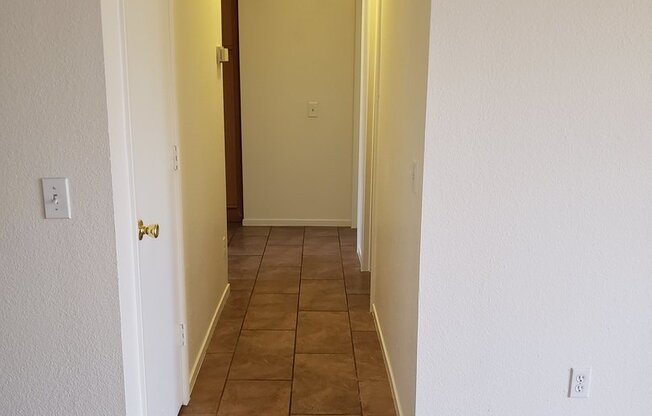 NEWLY RENOVATED 3BR/1BA SINGLE FAMILY HOME IN LAS VEGAS!
