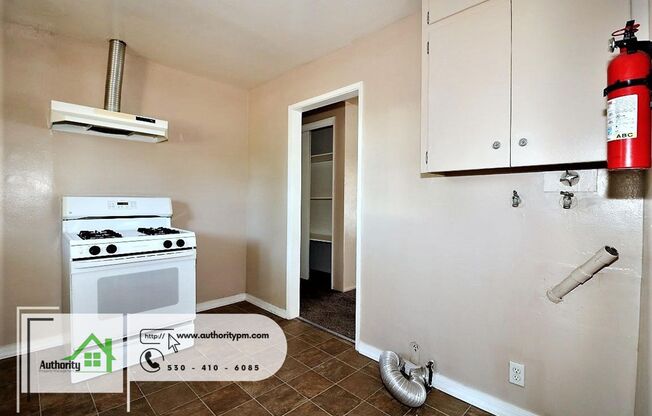 2 beds, 1 bath, $1,395