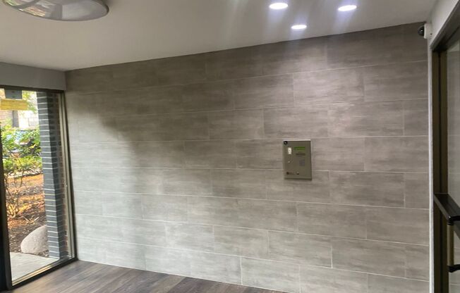 1 bed, 1 bath, 700 sqft, $1,600, Unit 421-#202