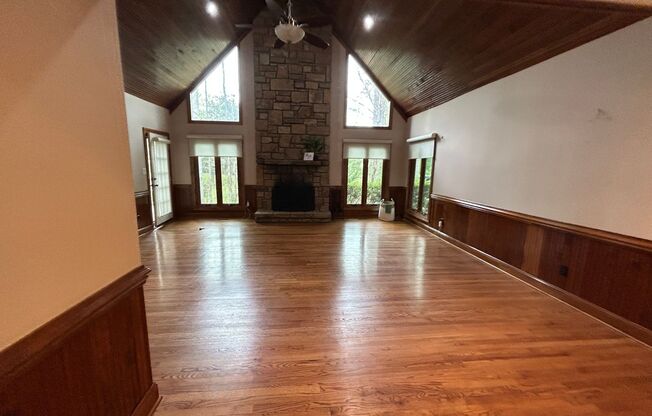 106 Springbrook - Bev Roberts Rentals and Property Management