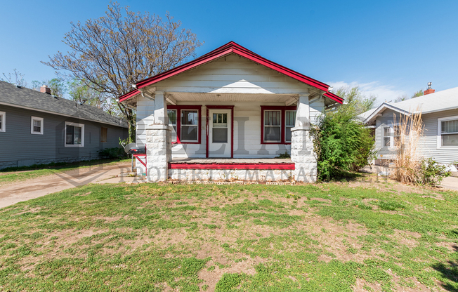 129 N MERIDIAN AVE