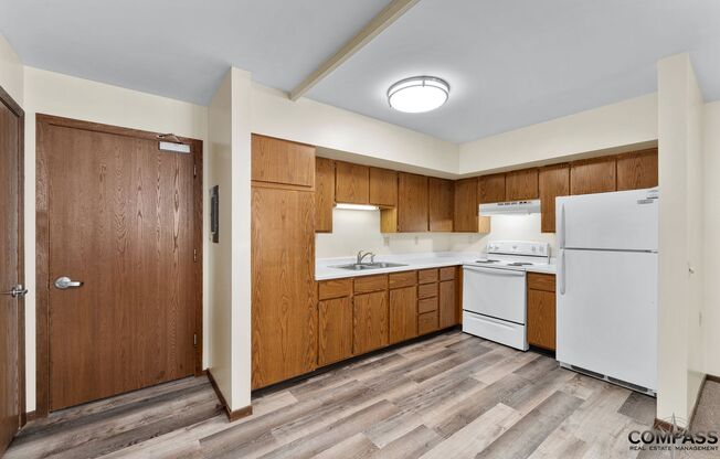 1 bed, 1 bath, 600 sqft, $945, Unit 103