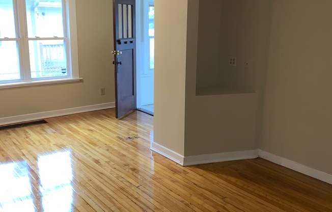 Beautiful 3 bedroom house for rent in Minneapolis!!