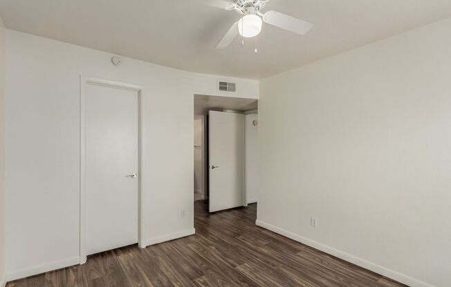 2 beds, 2 baths, 919 sqft, $1,675, Unit 1098