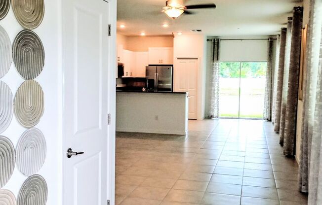 Townhouse in Land O' Lakes - The Townes at Lake Thomas