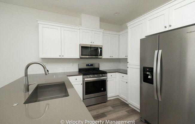 3 Bedroom Townhome close to Hospital!