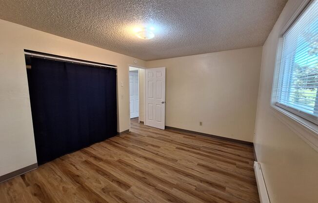 2 beds, 1 bath, $1,500, Unit #1