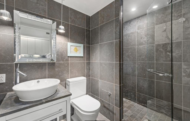 Studio, 1 bath, $3,775, Unit 9J