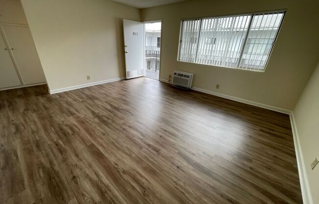 460 W. Doran St. Glendale CA