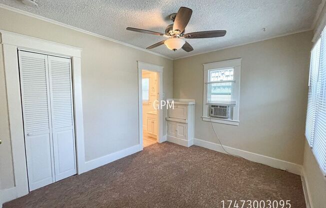 383 N WILSON AVE