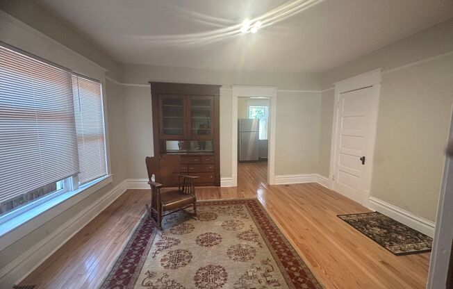 1 bed, 1 bath, $2,050