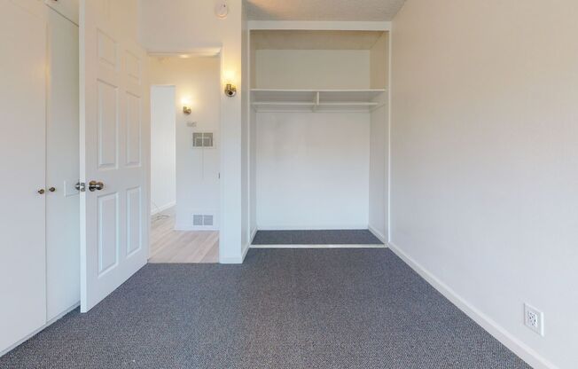 2 beds, 1 bath, $5,200, Unit D