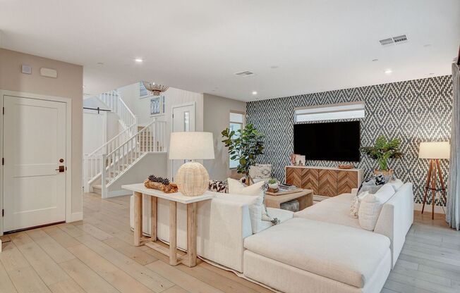 Luxury Fully Furnished Designer Home in Inspirada!