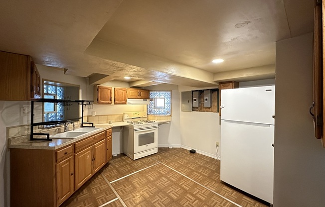 4946 ALBANY