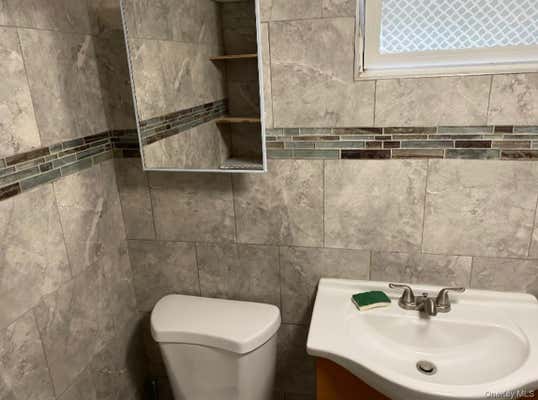 20955 WHITEHALL TER