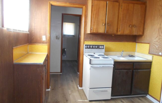 1 bed, 1 bath, $950, Unit Unit C