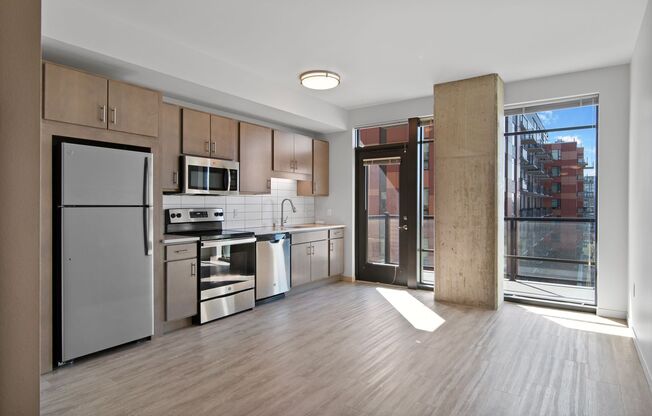 Studio, 1 bath, 545 sqft, $1,630, Unit 505