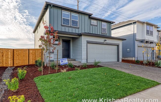 Beautiful 4 Bedroom | 2.5 Bathroom | Single Family Home | Located In East Park Village Community In Salem!