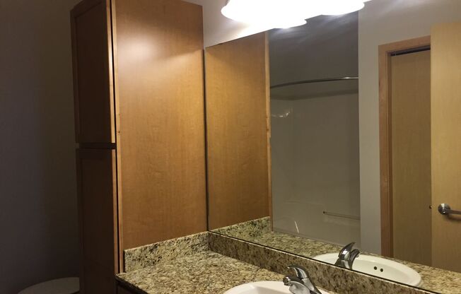 2 beds, 2 baths, $2,775, Unit Suite 2-107 (Furnished)