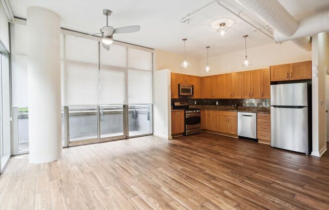 HUGE 1st Floor Luxury 2 Bed, 2 Bath Mount Vernon Triangle Condo, Garage Parking Included!!