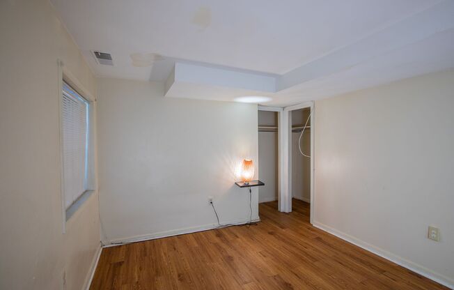 1 bed, 1 bath, $2,100, Unit (Unit B)