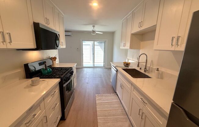 Newly Remodeled - Move-in Special $$$ New a/c, Private Balcony, Washer/Dryer in unit, New Kitchen & Bath