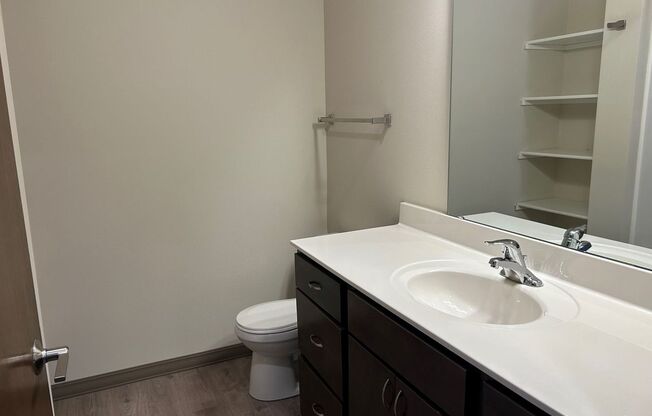 1 bed, 1 bath, 620 sqft, $1,385, Unit 5380205