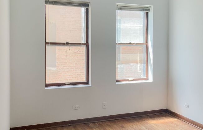 2 beds, 1 bath, 950 sqft, $3,500, Unit 875-C2