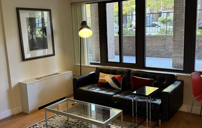 1 bed, 1 bath, 600 sqft, $2,923, Unit 0121