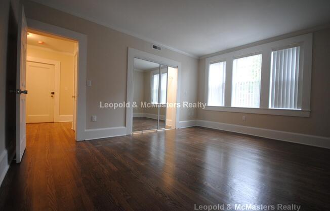 16 Short St Apt 1