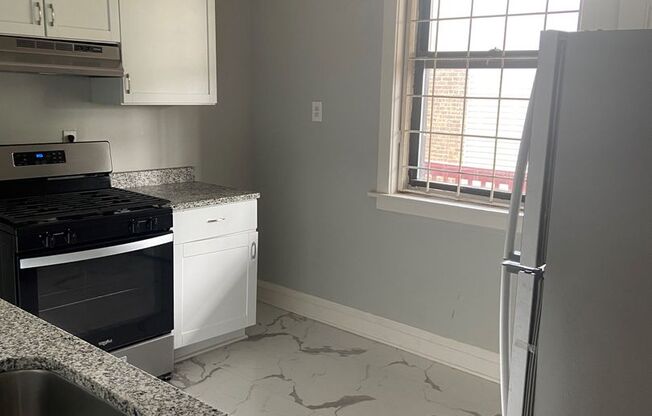 1 bed, 1 bath, $1,200, Unit 505-2