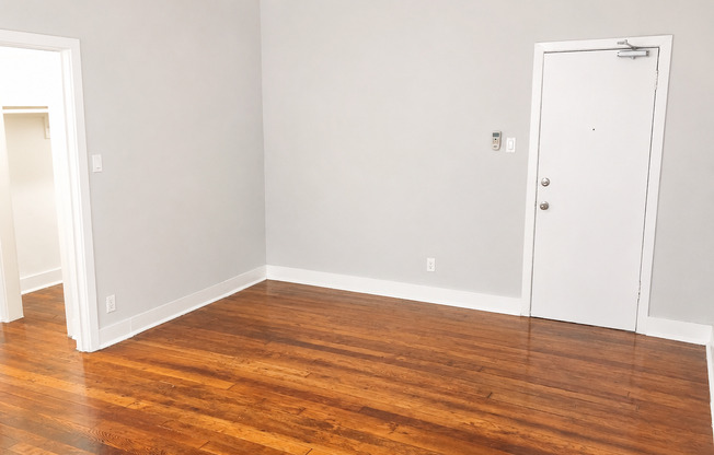 Studio, 1 bath, 275 sqft, $1,450, Unit 102