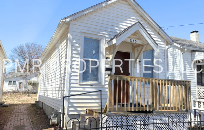 1 Bedroom / 1 Bathroom House