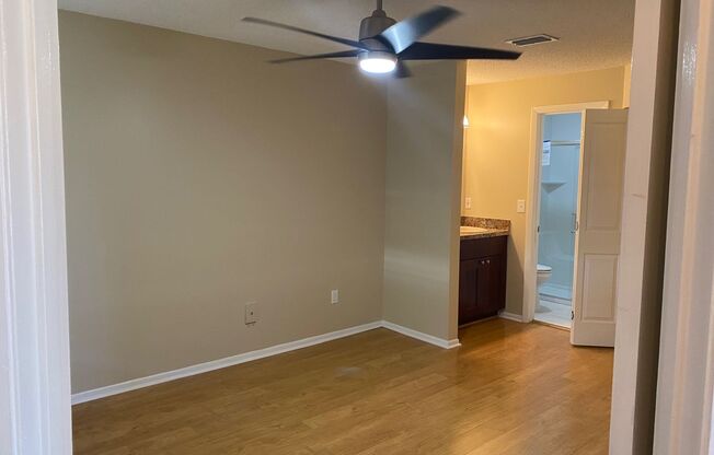 2 beds, 2 baths, $1,675