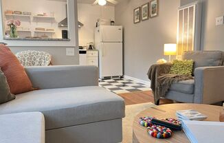 1 bed, 1 bath, 750 sqft, $1,825, Unit 282-10