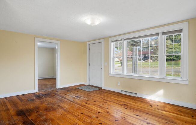 MOVE IN WITH A SECURITY DEPOSIT ALTERNATIVE FROM OBLIGO (for qualified applicants).