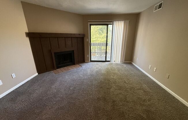 1 bed, 1 bath, 646 sqft, $830, Unit 364K