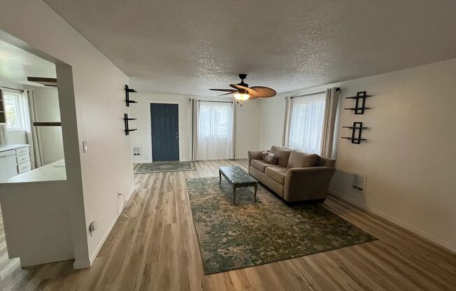 2 beds, 1 bath, $1,750