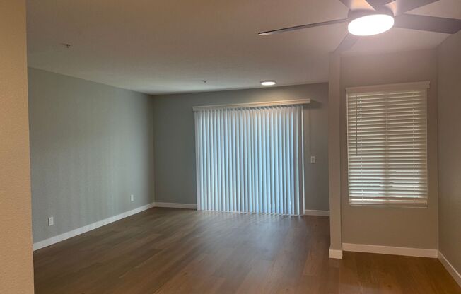 2 beds, 1 bath, 821 sqft, $2,820, Unit E003