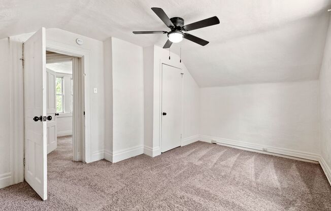 GREAT TWO BEDROOM IN SOUTH SIDE SLOPES!