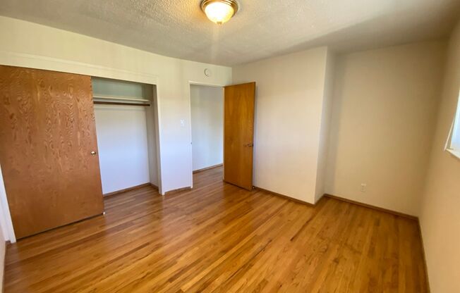 1 bed, 1 bath, $2,300