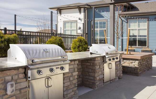 Outdoor Grill Patio with Grills