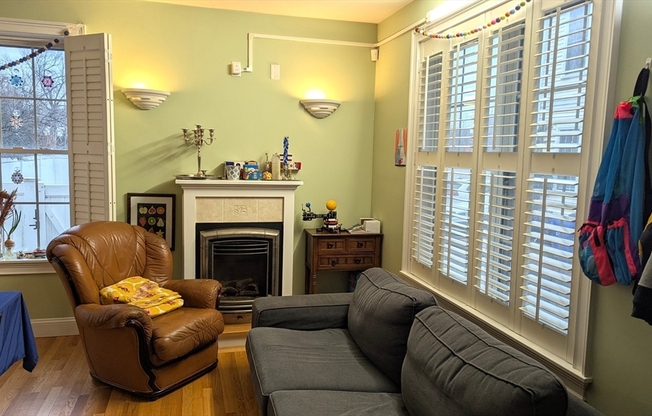 19 VINELAND ST