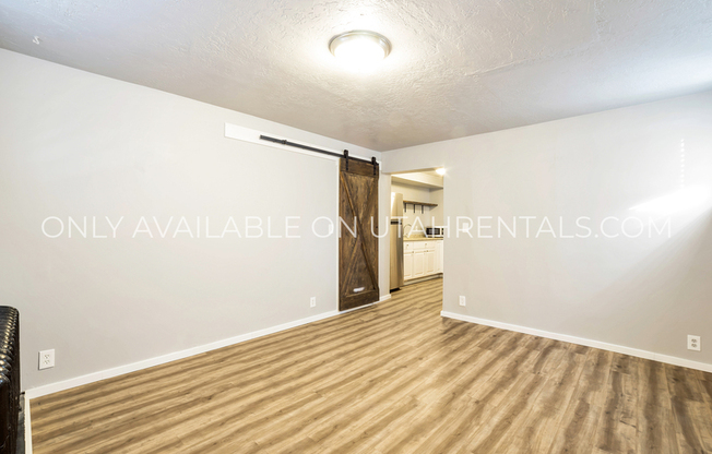 2634 QUINCY AVE