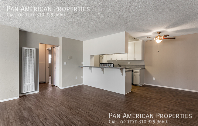 2704 VANDERBILT LN