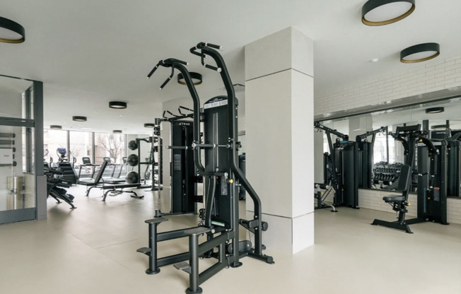 3 beds, 2 baths, $7,375, Unit 341