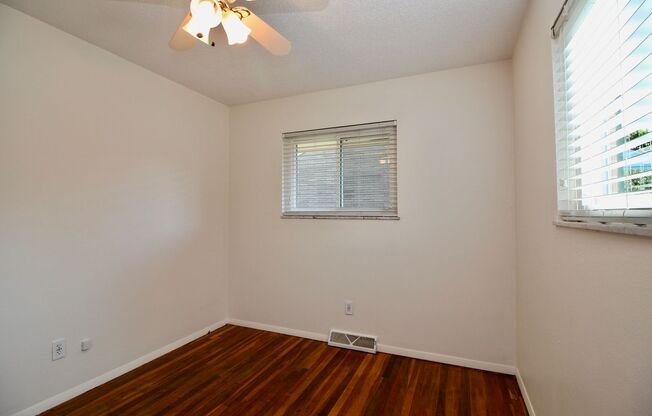 3 beds, 1 bath, $1,050