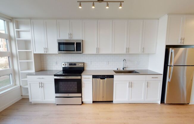 1 bed, 1 bath, 635 sqft, $2,495, Unit 302