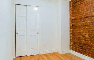 221 Mott Street
